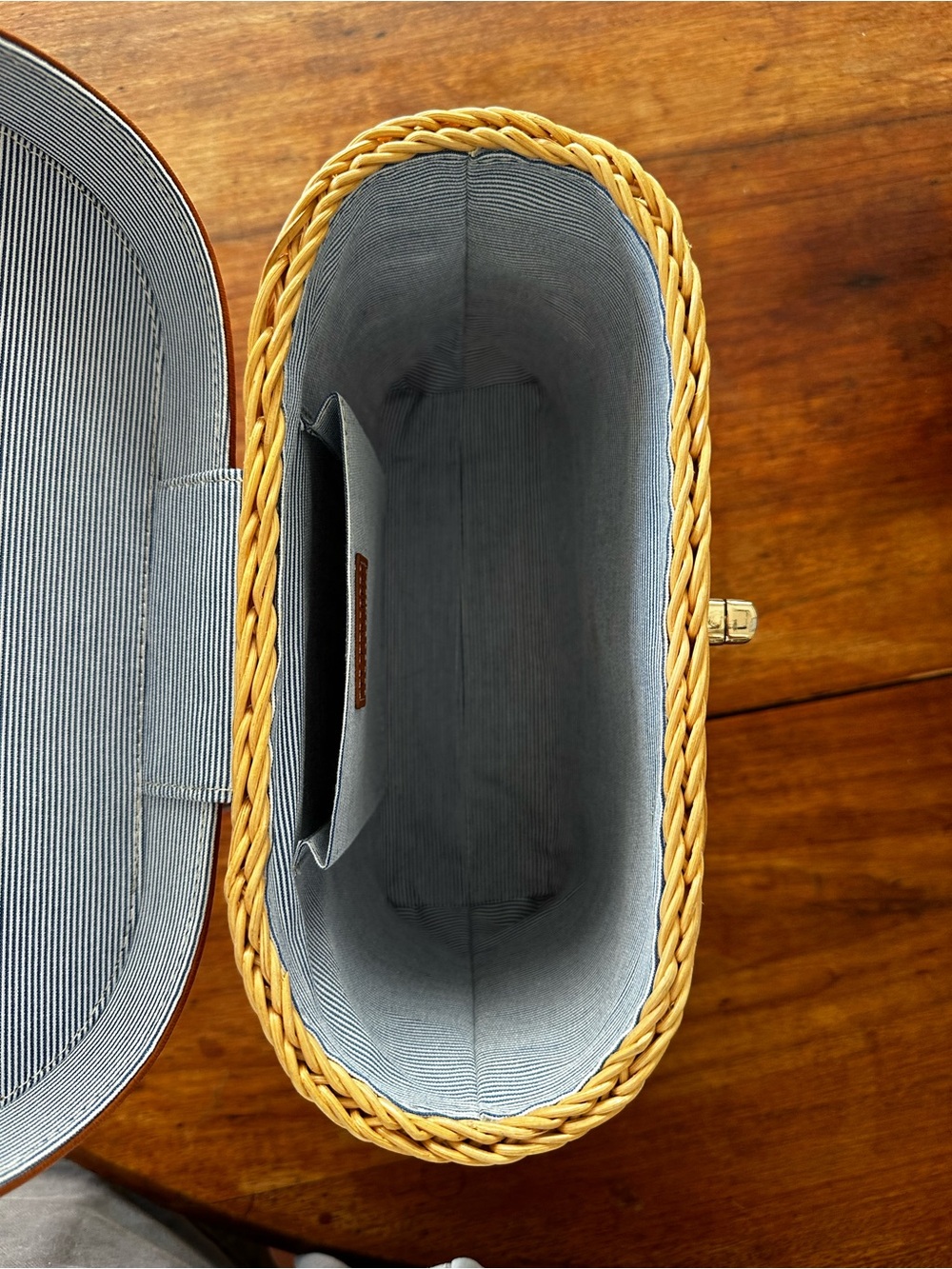 j mclaughlin Wicker Summer Bag With Bamboo Handle - Picture 7 of 10
